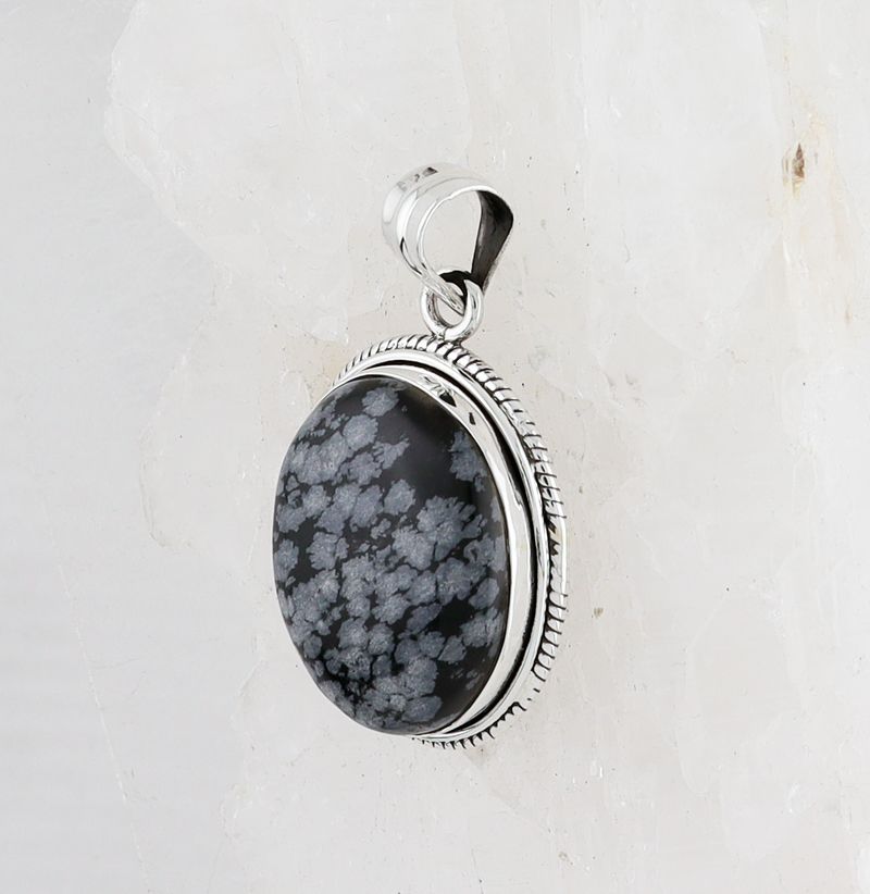 P-1806 SNOB (Snowflake Obsidian)