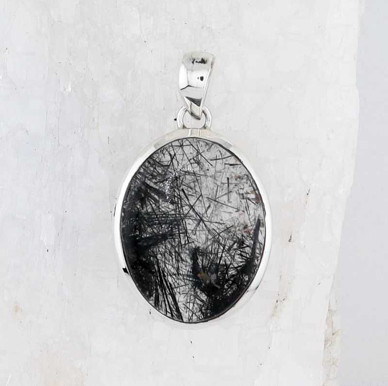 BL P-4613 TMQ (Tourmalinated Quartz)