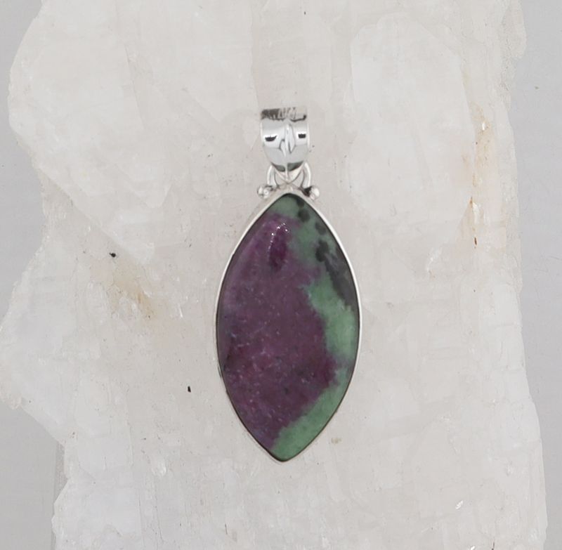 BL P-5709 RZ (Ruby in Zoisite)