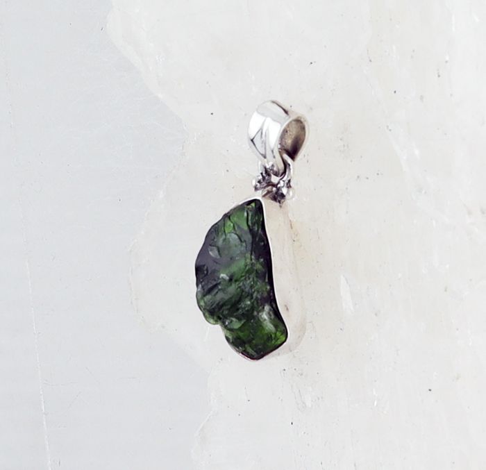 BL P-6201 DIO (Diopside Crystal)