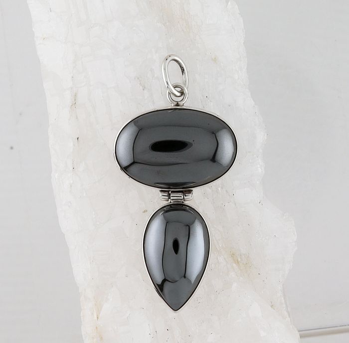 CHAR P-0549 HE  (Hematite)