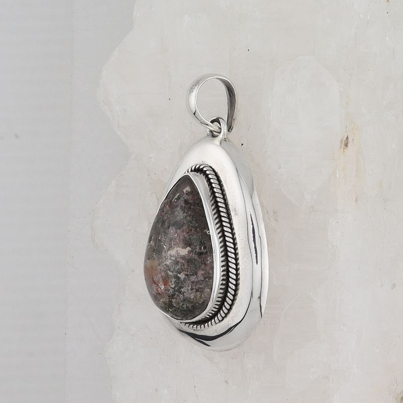 FP P-093 LOD (Lodolite Quartz)