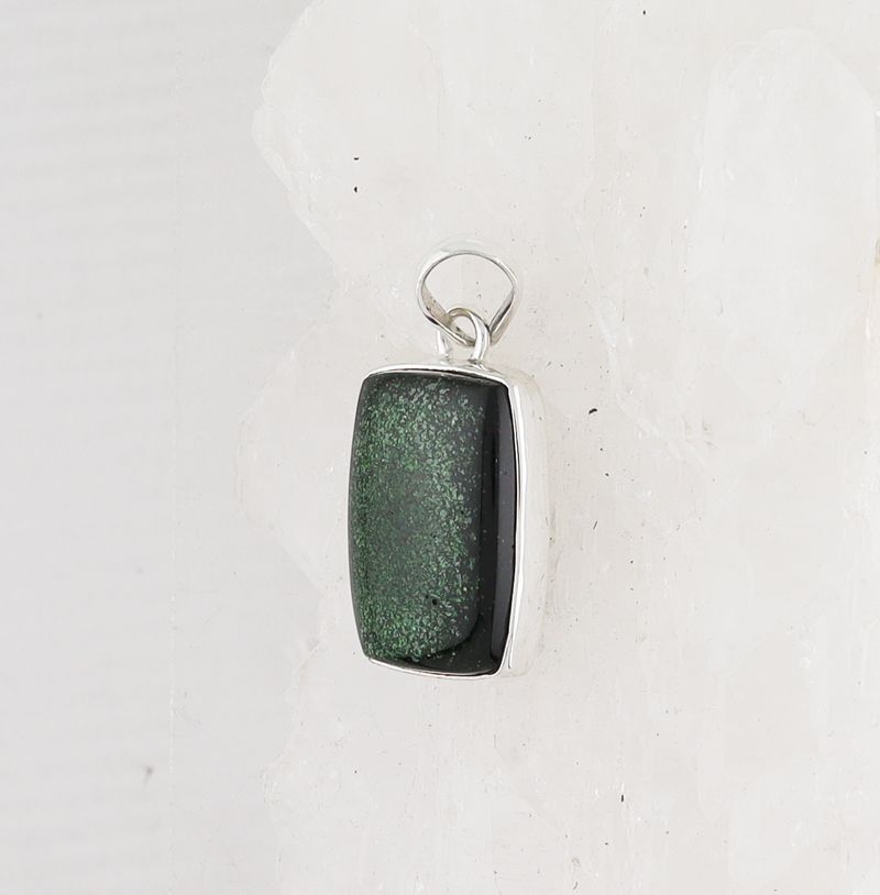 IGB P-4303 GGLD  (Green Goldstone)