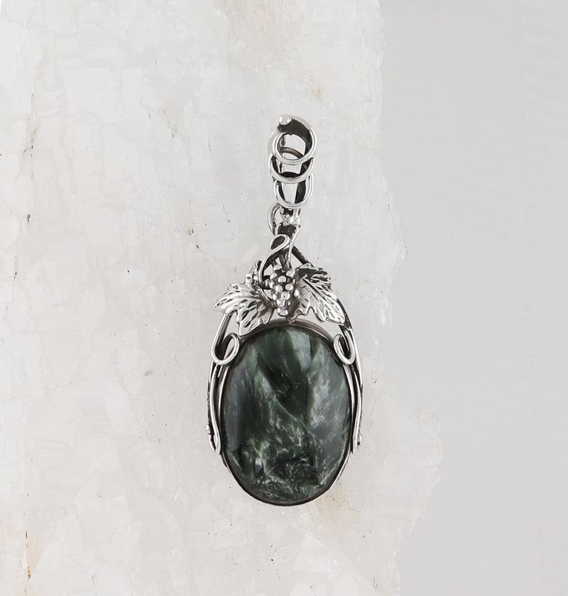 RM P-0121 SE  (Seraphinite)