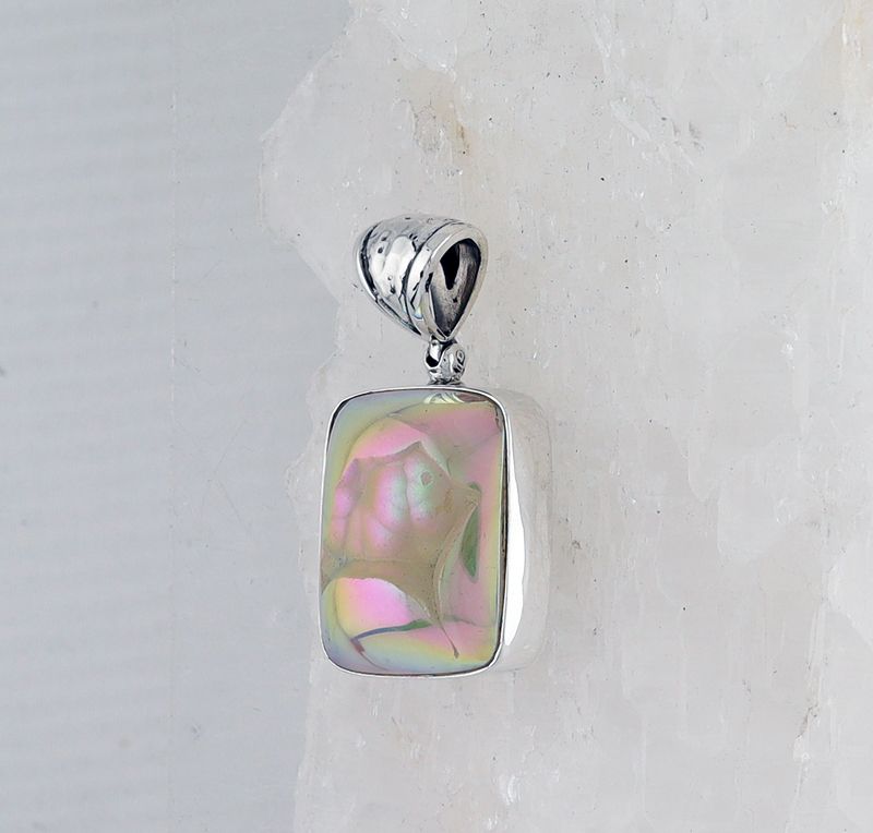 SB P-0039 CAL DR (Chalcedony Druzy)