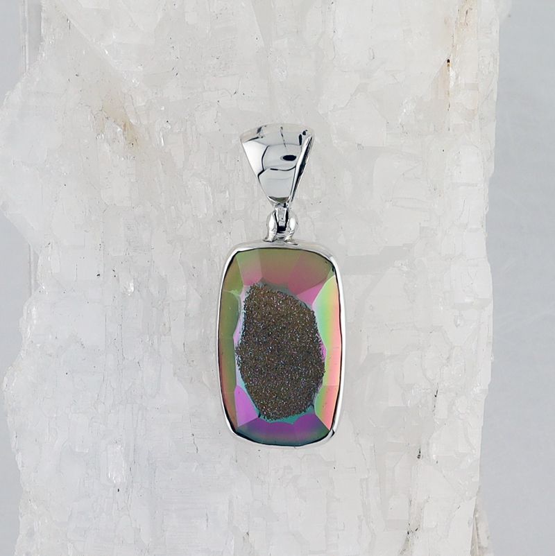 SB P-0115 DR (Quartz Druzy)