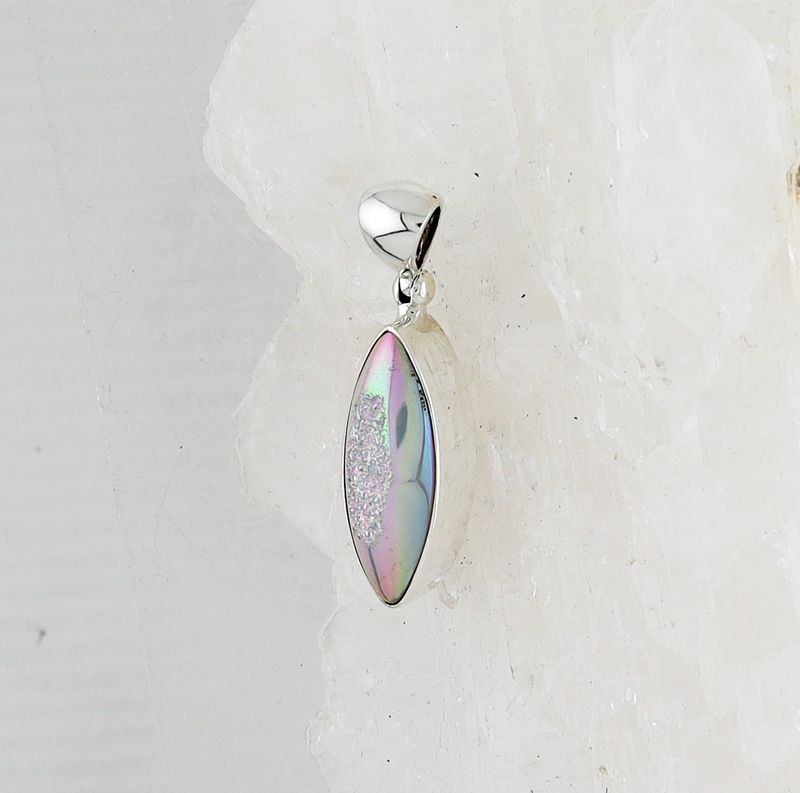 SB P-0147 DR  (Quartz Druzy)