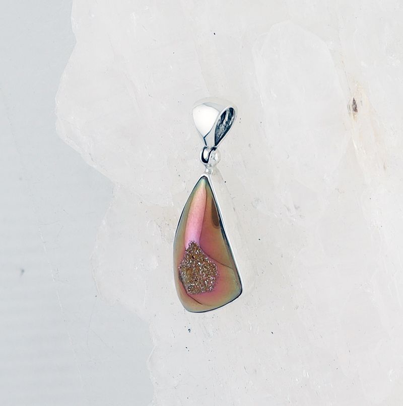 SB P-0172 DR  (Quartz Druzy)