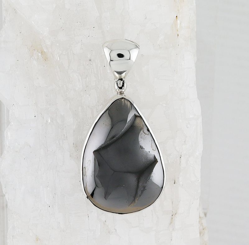 SB P-0235 CAL DR   (Chalcedony Druzy)