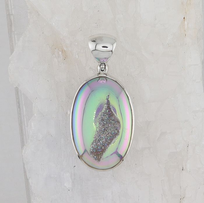 SB P-0244 DR  (Quartz Drusy)