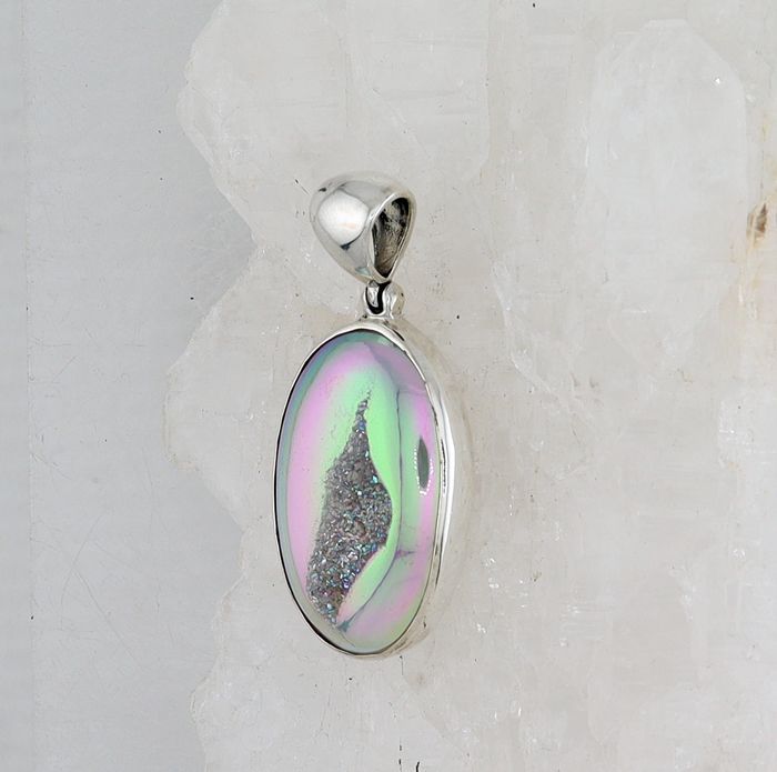 SB P-0244 DR  (Quartz Drusy)