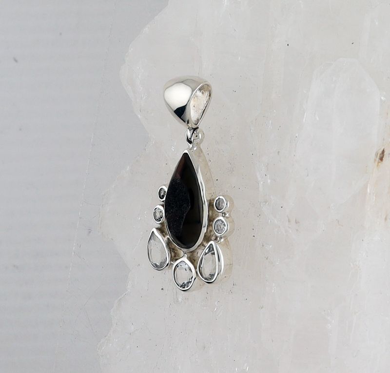 SB P-0267 MLT (Quartz Druzy and White Topaz)