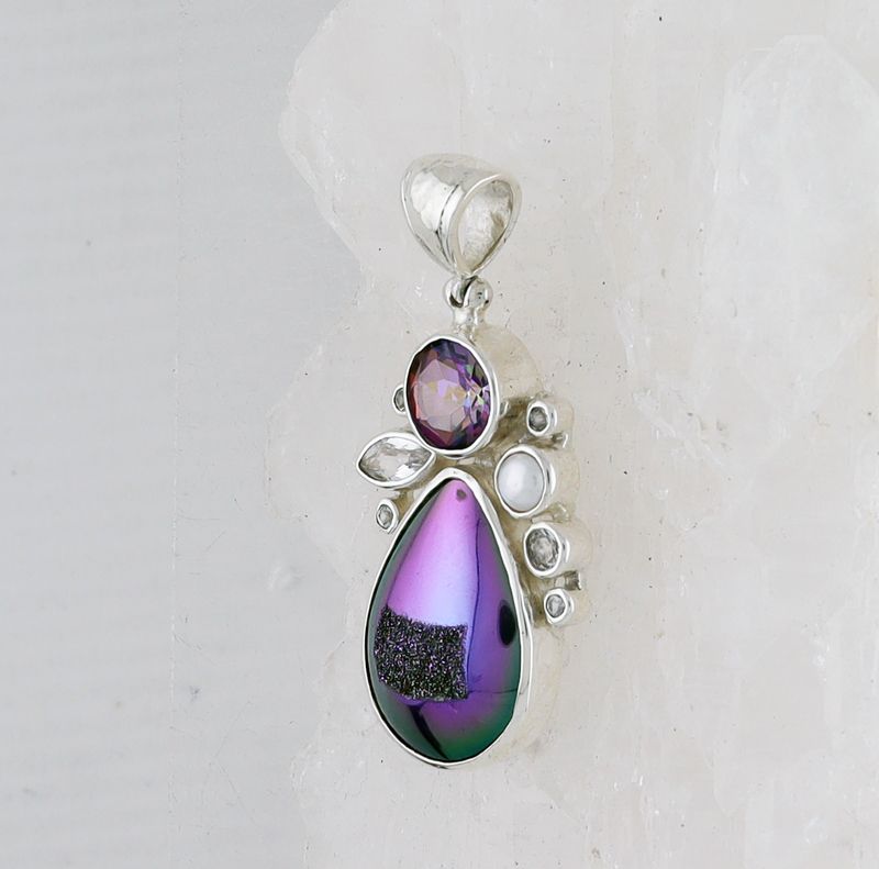 SB P-0316 MLT (Quartz Druzy, White Topaz, Freshwater Pearl and Purple Topaz)