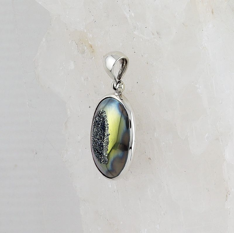 SB P-0342 DR  (Quartz Druzy)