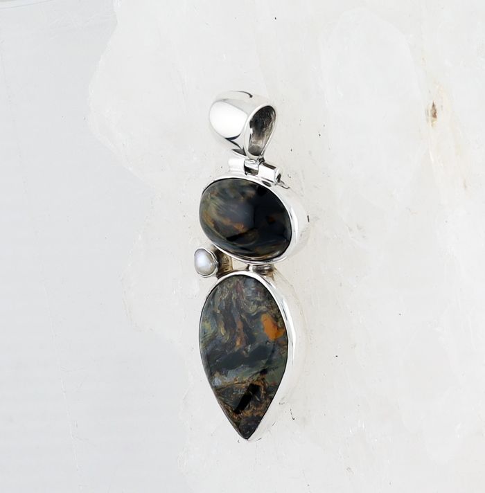 SB P-0366 PTR FWP (Pietersite and Freshwater Pearl)