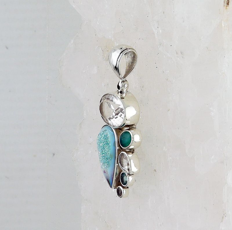 SB P-0528 MLT  (Quartz Druzy, Apatite, Faceted Quartz,  and White Topaz)