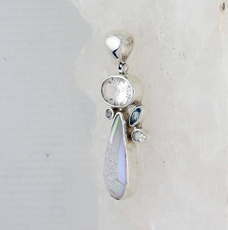 SB P-0539 MLT  (Quartz Druzy, Blue Topaz, Faceted Quartz,  and White Topaz)
