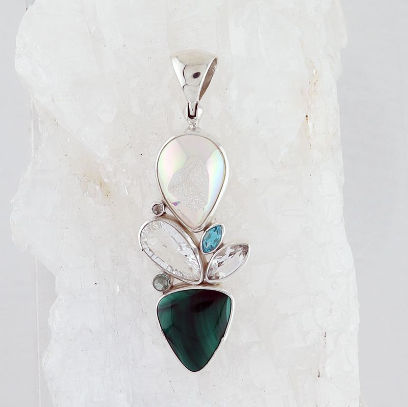 SB P-0552 MLT  (Quartz Druzy, Apatite, Faceted Quartz, Malachite,  and White Topaz)