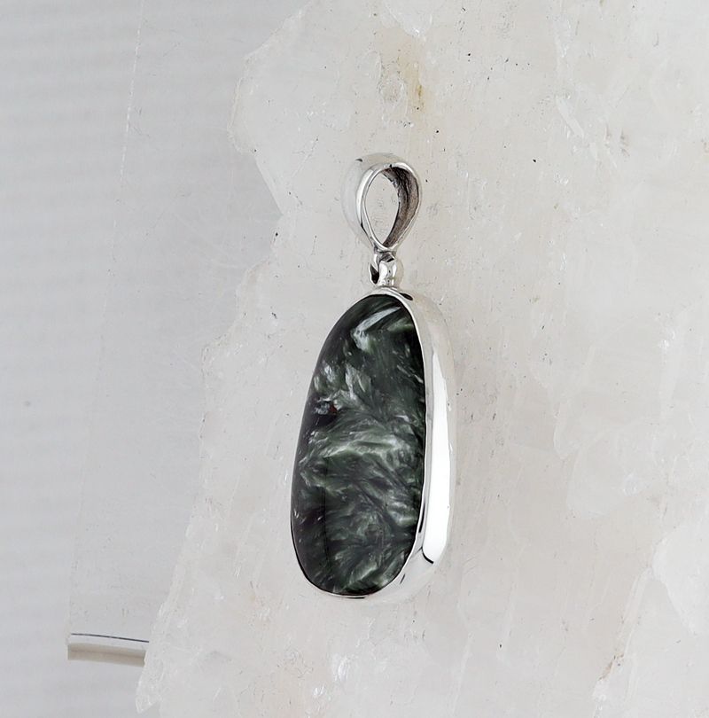 SB P-0580 SE  (Seraphinite)