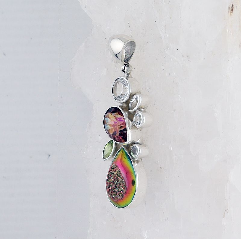SB P-0583 MLT  (Quartz Druzy, Celestial Quartz, Faceted Quartz, Peridot, and White Topaz)