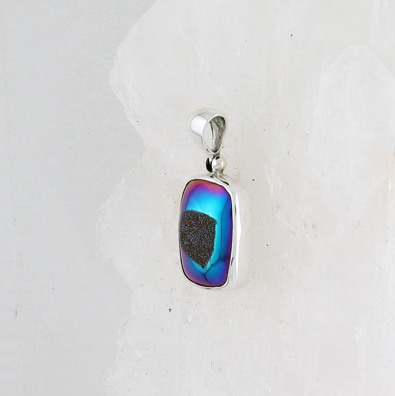 SB P-0704 DR  (Quartz Druzy)