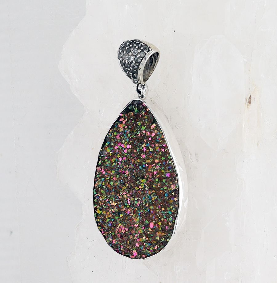 SB P-0725 WTPZ  DR  (Quartz Druzy and White Topaz)