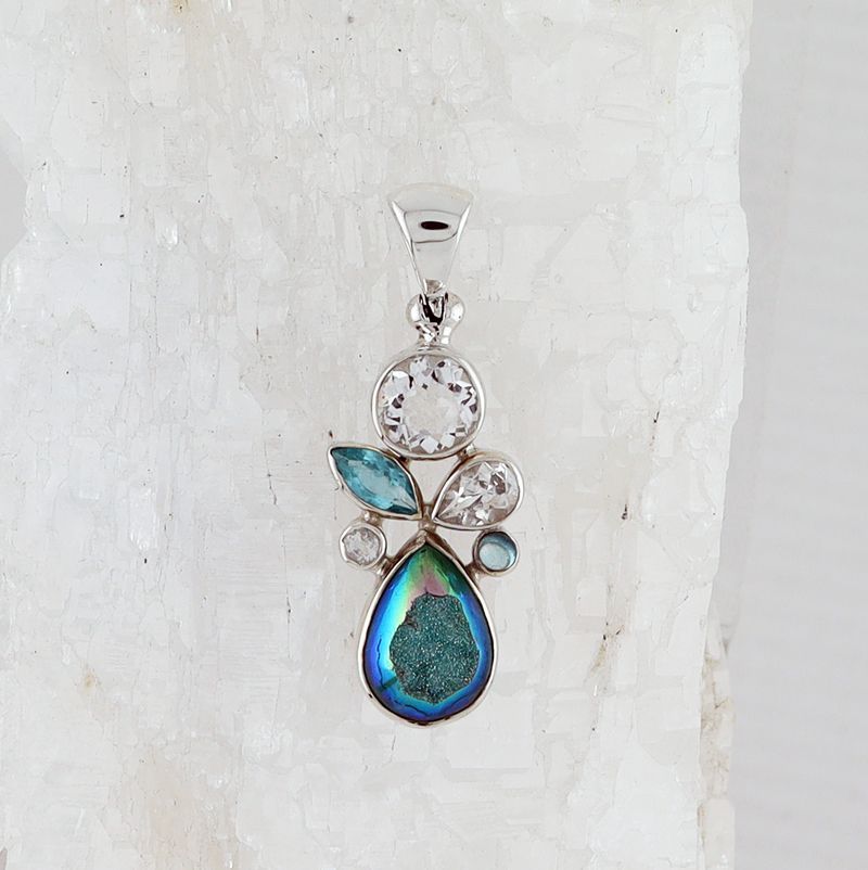 SB P-0745 MLT  (Quartz Druzy, Apatite, Faceted Quartz,  and White Topaz)