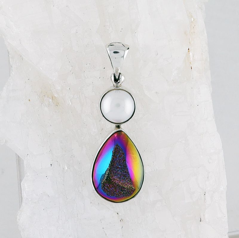 SB P-0756 B DR  (Pearl and Quartz Druzy)