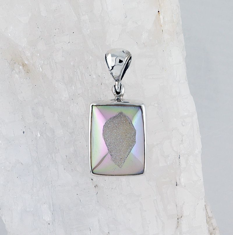 SB P-0828 DR (Quartz Druzy)