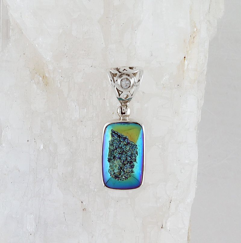 SB P-0838 DR WTPZ (Quartz Druzy and White Topaz)