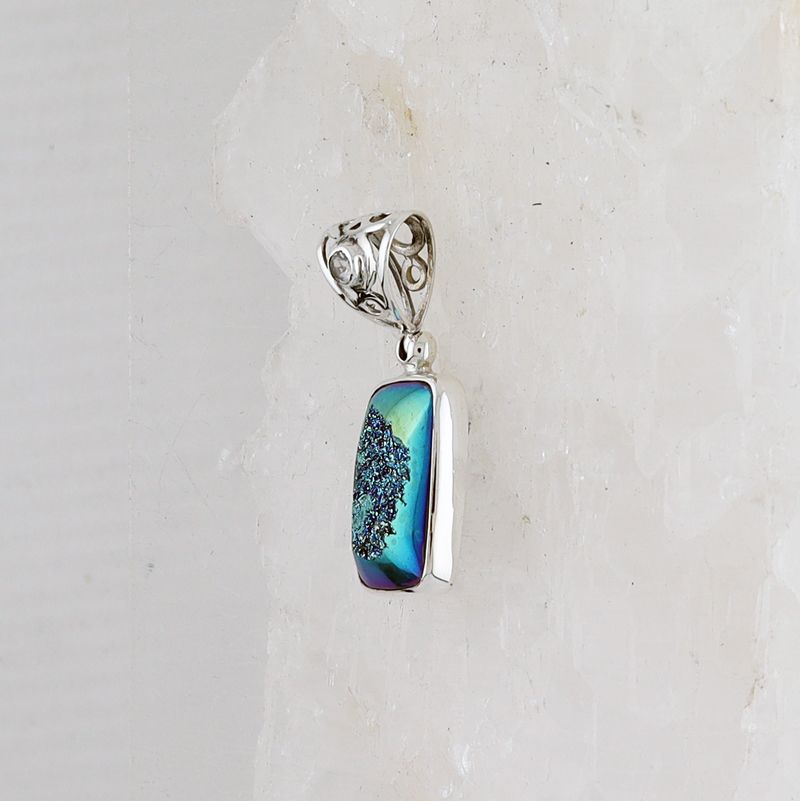 SB P-0838 DR WTPZ (Quartz Druzy and White Topaz)
