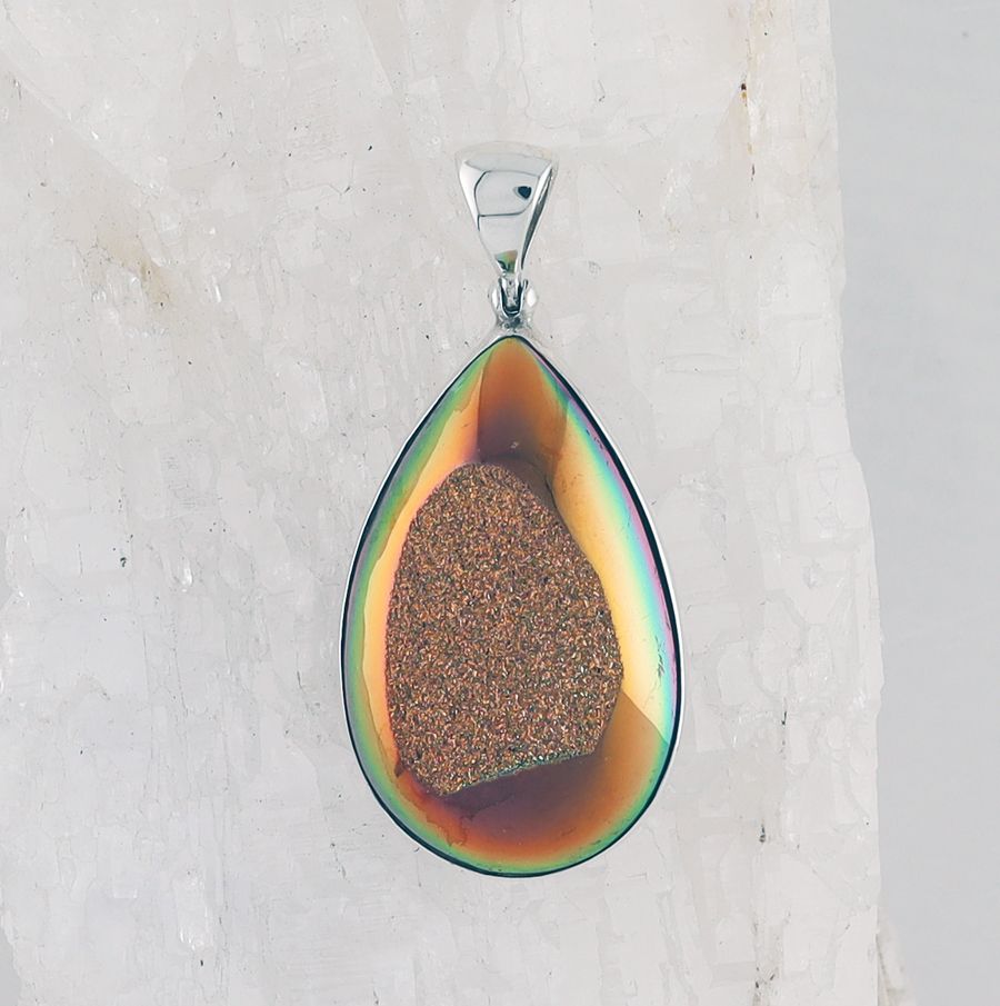 SB P-0885 DR (Quartz Druzy)