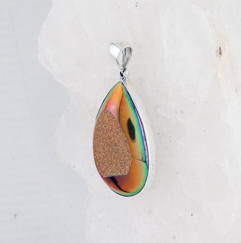 SB P-0885 DR (Quartz Druzy)