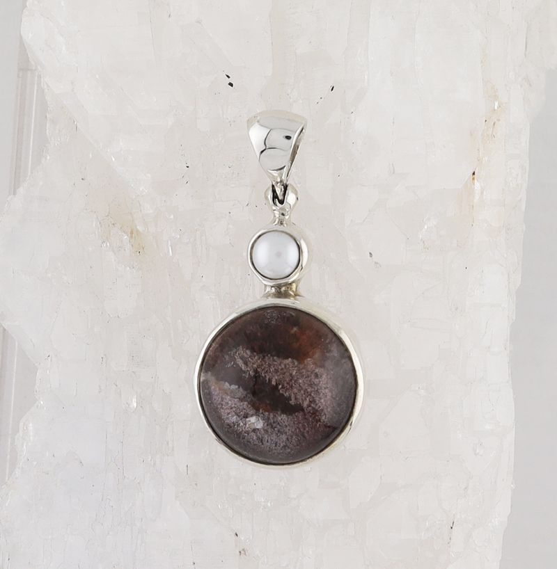SB P-0955  LOD PL (Lodolite Quartz and Pearl)