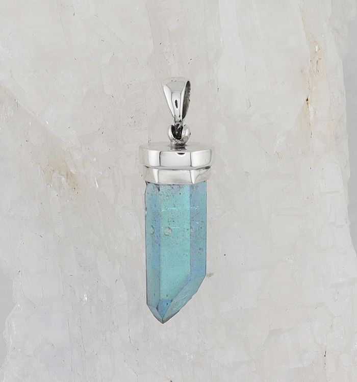 SB P-1112 AAQ (Aqua Aura Quartz)