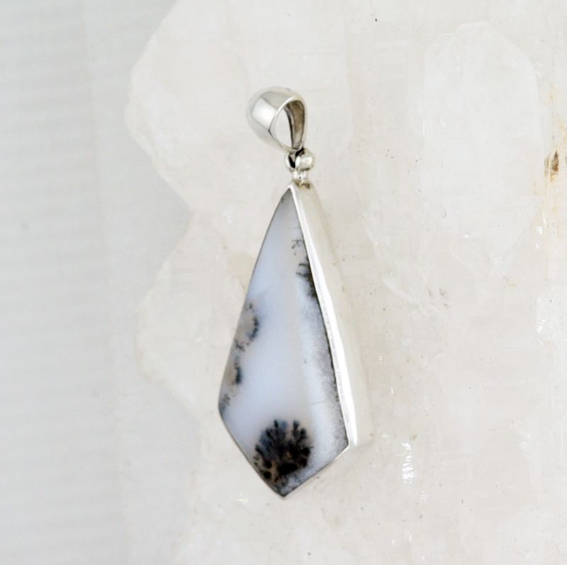 SB P-1164 DA (Dendritic Agate)