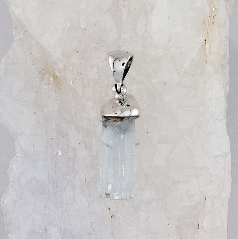 SB P-1214 AQ (Aquamarine Crystal)