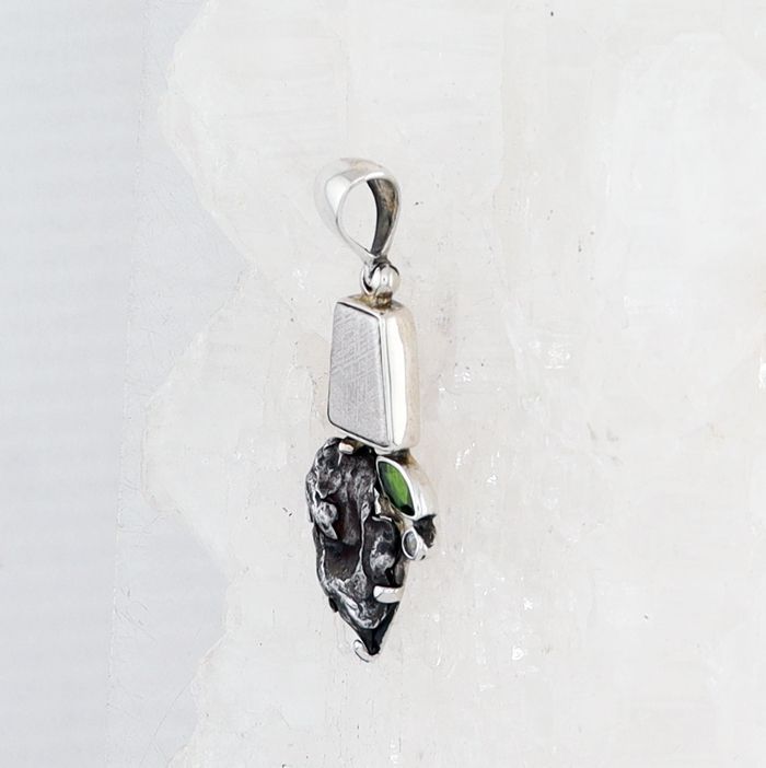 SB P-1232 MLT (Meteorite and Chrome Diopside)