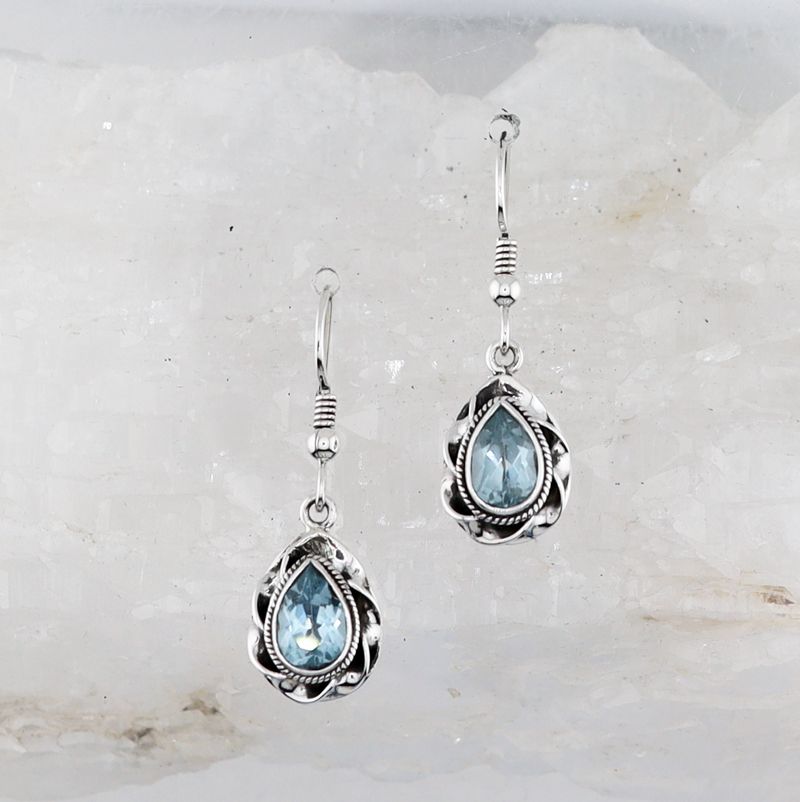 SILK ER-011 BT (Blue Topaz)