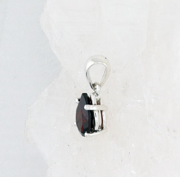SILK P-022 GA  (Garnet)
