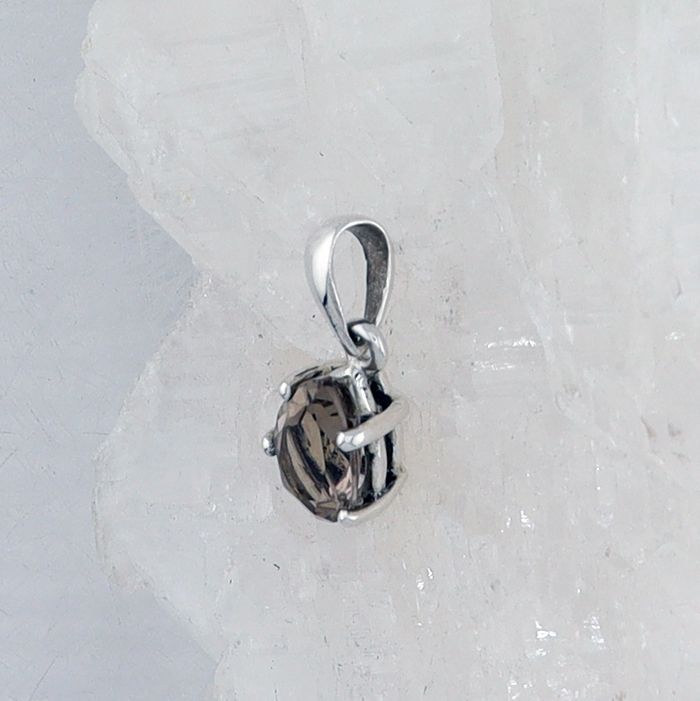 SILK P-022 SQ  (Smoky Quartz)