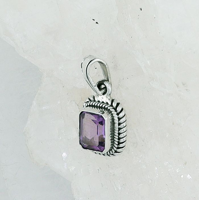 SILK P-024 AM  (Amethyst)