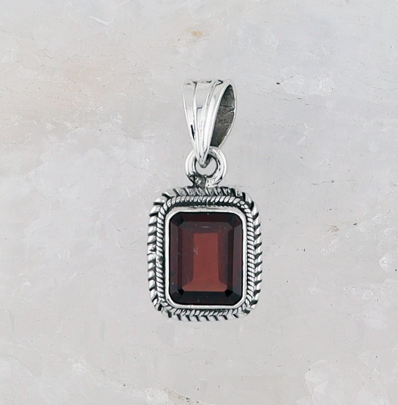SILK P-025 GA  (Garnet)