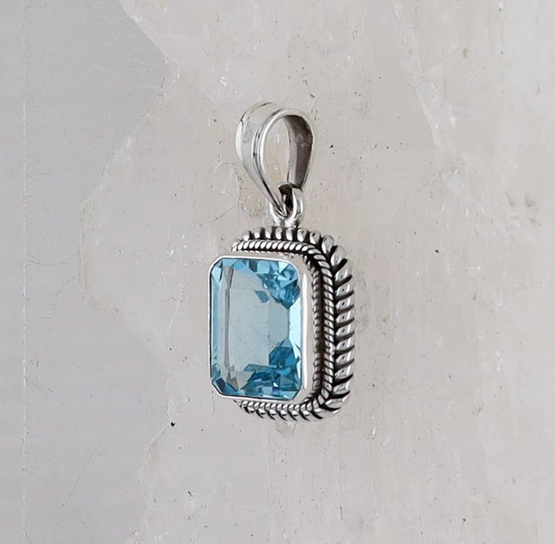 SILK P-026 BT  (Blue Topaz)