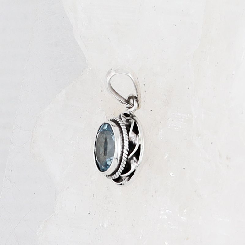 SILK P-028 BT (Blue Topaz)