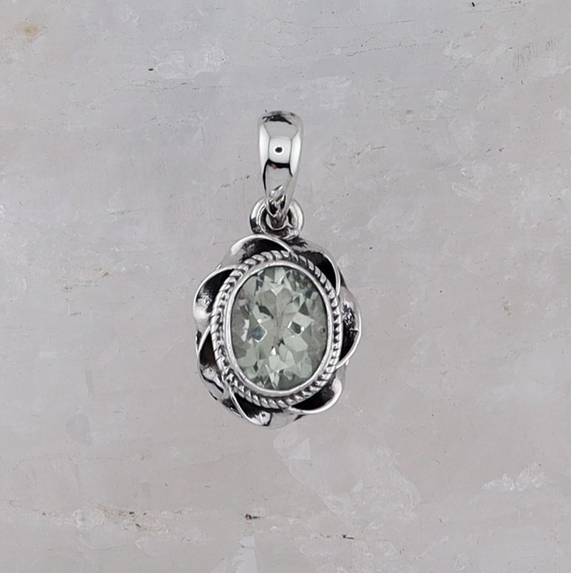 SILK P-028 GAM (Green Amethyst)
