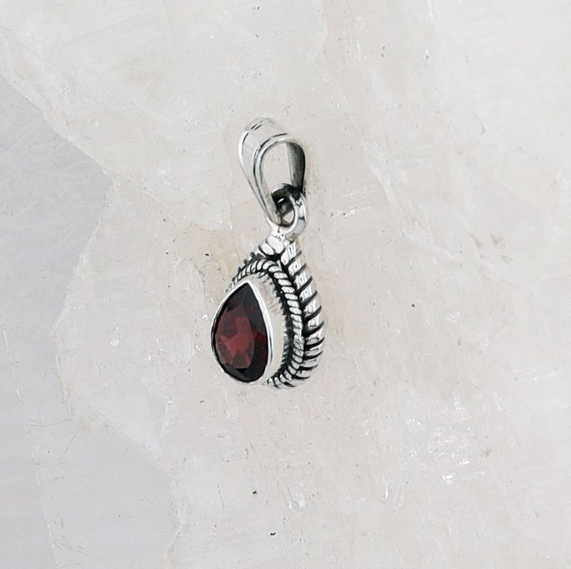 SILK P-031 GA (Garnet)
