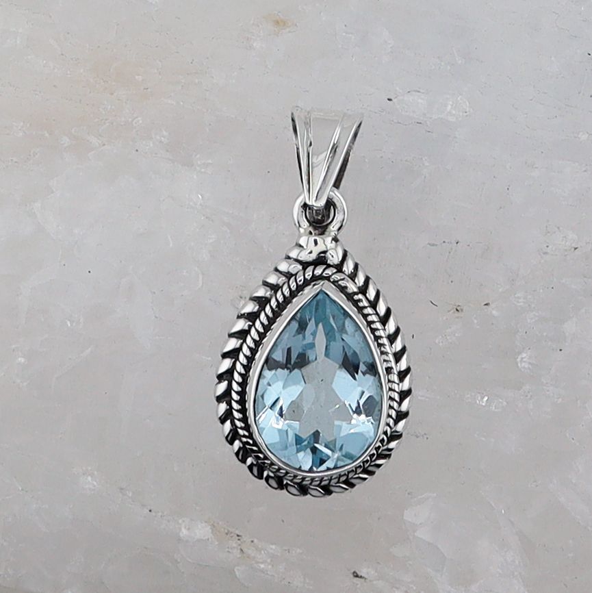 SILK P-032 BT (Blue Topaz)