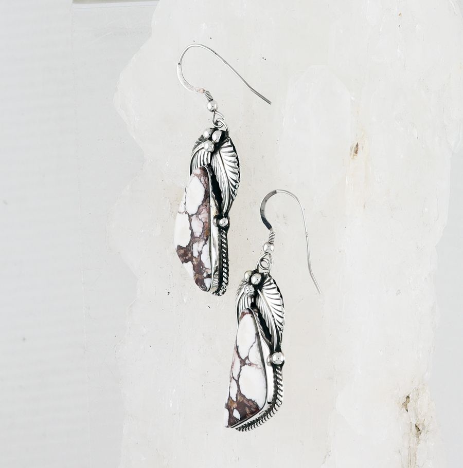 SKY ER-0502 A CHWT (Crazy Horse White Turquoise)
