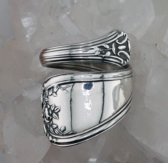 SPR-0142 International Silver Co.